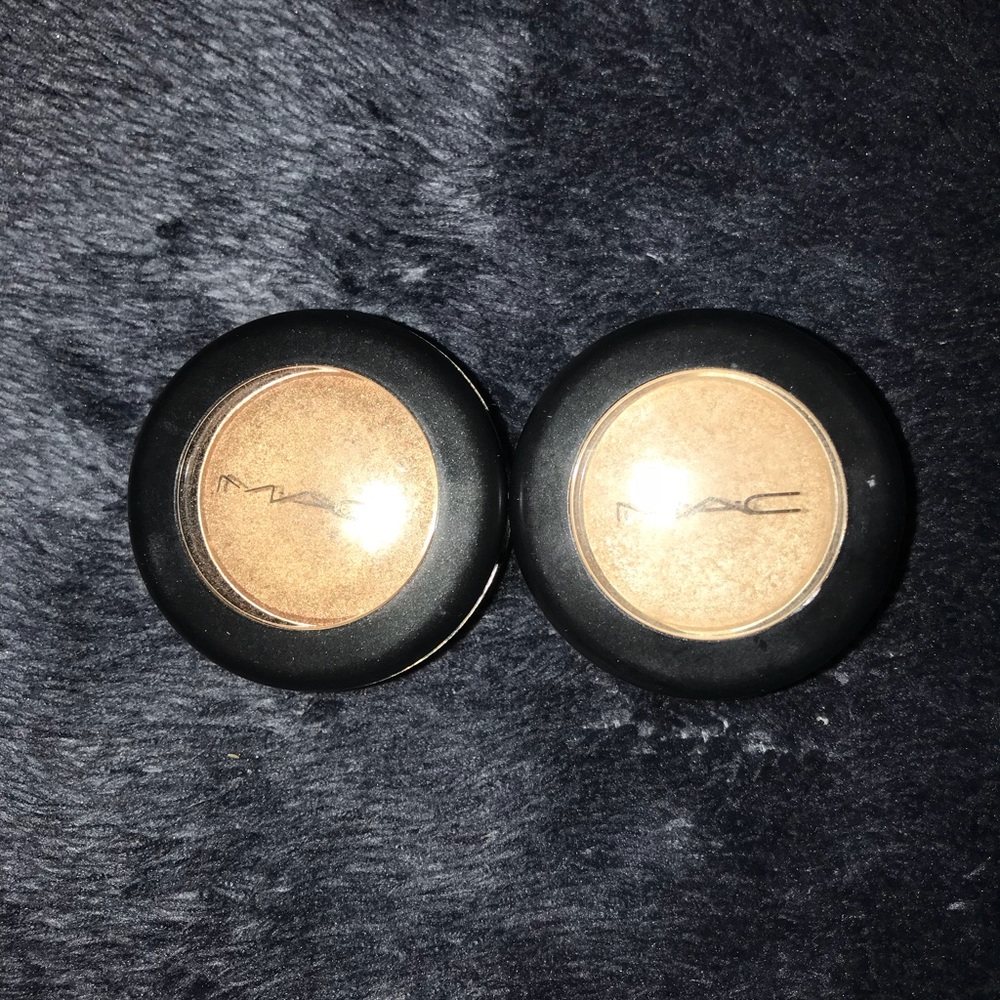 MAC eyeshadow duo